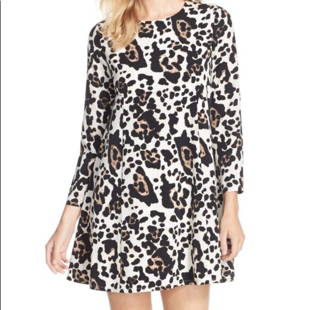 Trendy swing dress with animal print